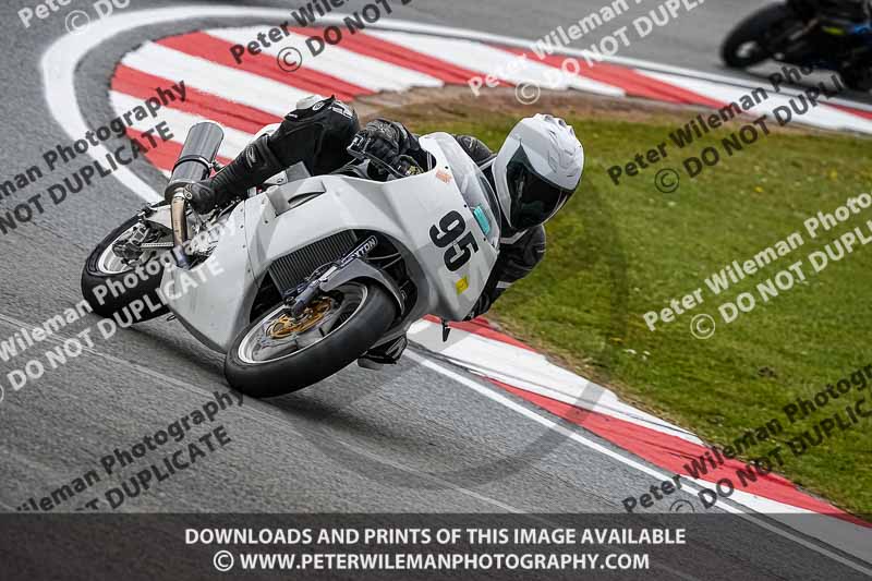 donington no limits trackday;donington park photographs;donington trackday photographs;no limits trackdays;peter wileman photography;trackday digital images;trackday photos